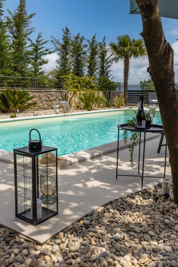 Villa Adriatic, Apartment Rebecca With Heated Swimming Pool, Sew View, Childrens Playground Ičići Dış mekan fotoğraf
