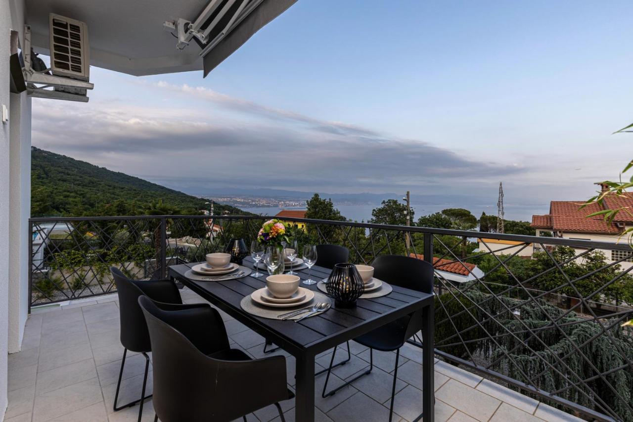 Villa Adriatic, Apartment Rebecca With Heated Swimming Pool, Sew View, Childrens Playground Ičići Dış mekan fotoğraf
