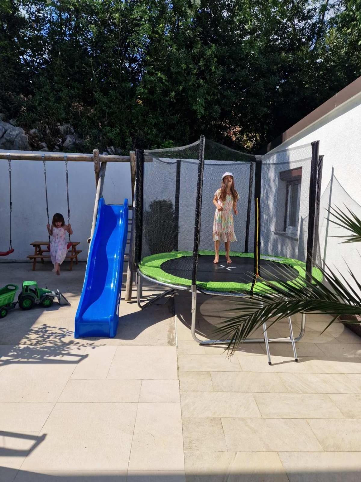 Villa Adriatic, Apartment Rebecca With Heated Swimming Pool, Sew View, Childrens Playground Ičići Dış mekan fotoğraf